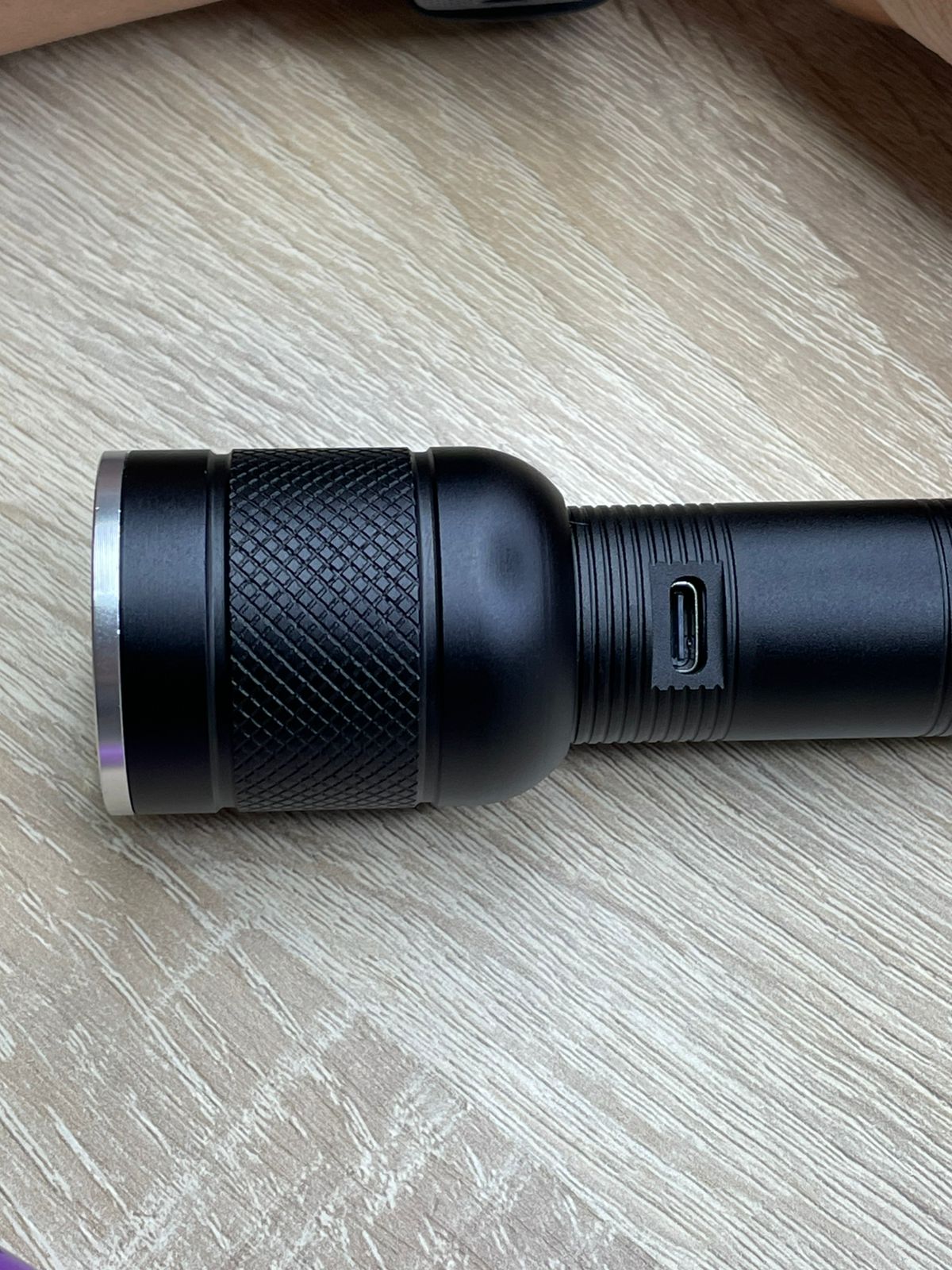LINTERNA RECARGABLE PB-2060