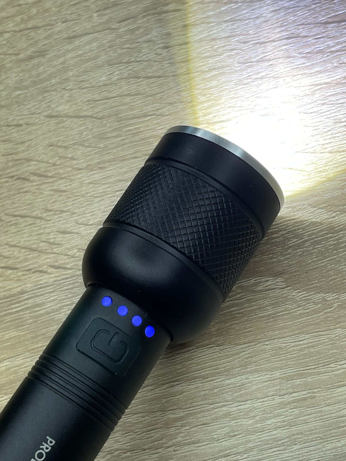 LINTERNA RECARGABLE PB-2060